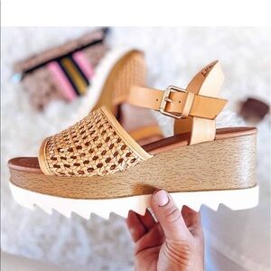 Women's  Universal Thread Alba Platform Heels  🆕